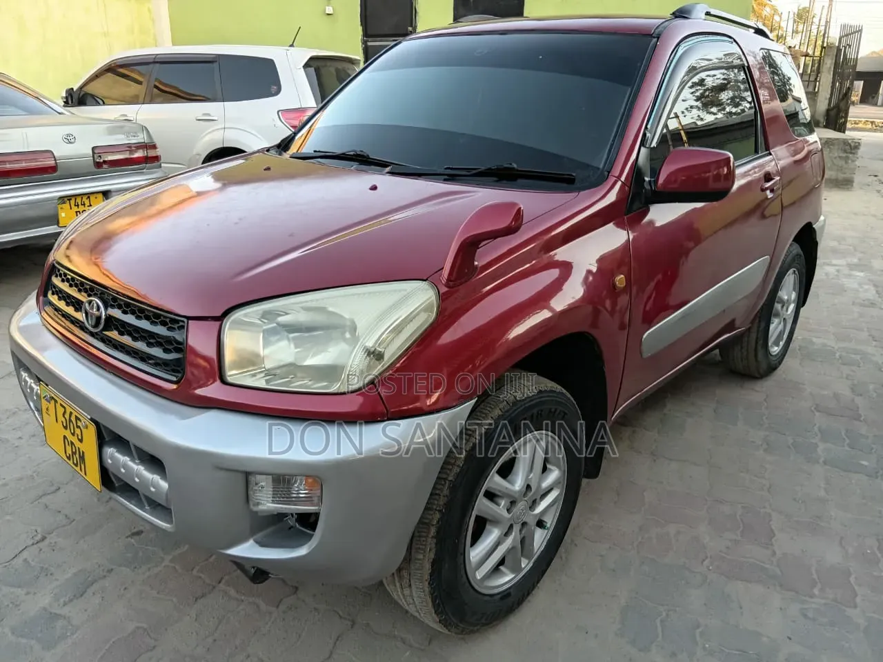 Toyota RAV4 2004 Red