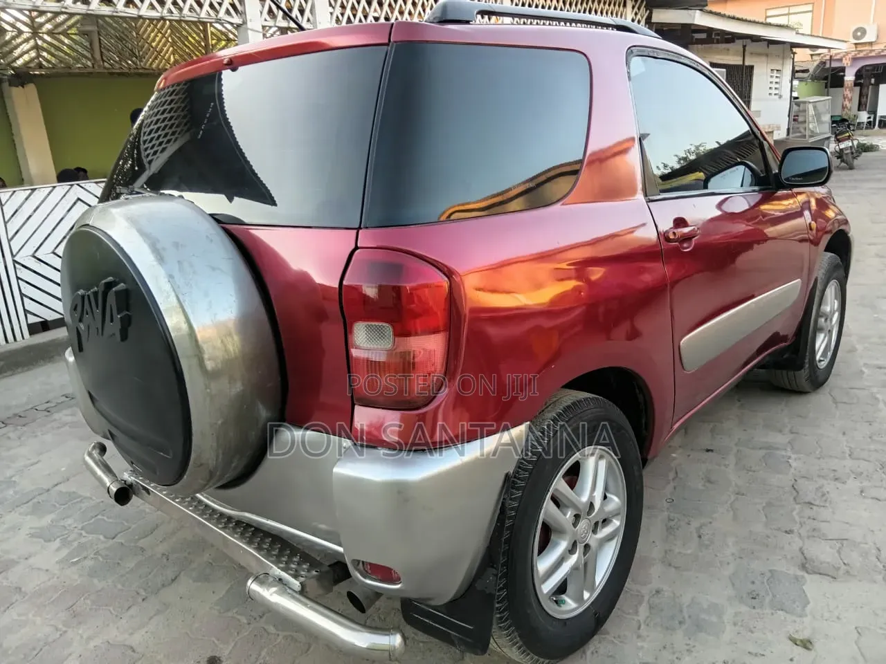Toyota RAV4 2004 Red