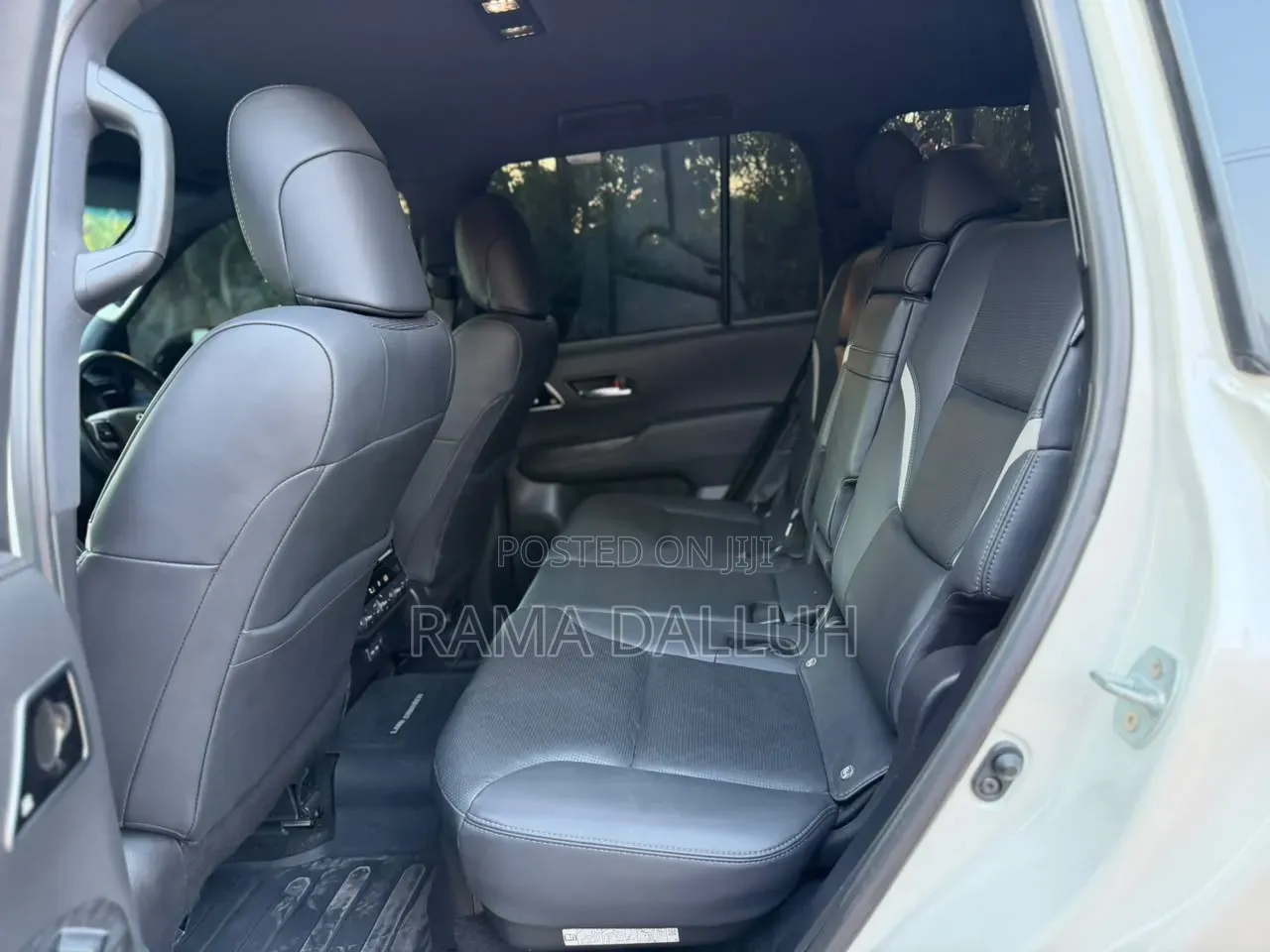 Toyota Land Cruiser 2024 White