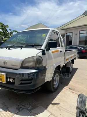 Town Hiace