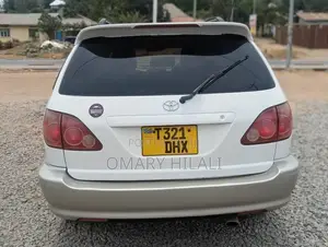 Toyota Harrier 2002 Pearl