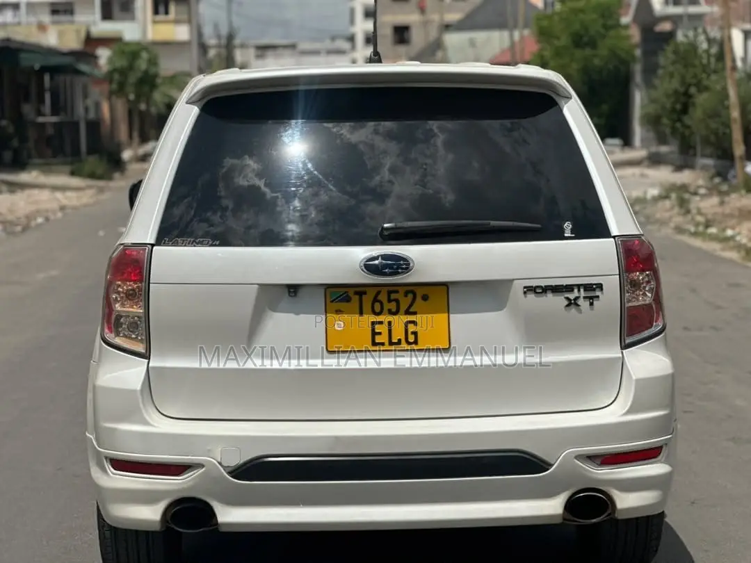 Subaru Forester 2010 White