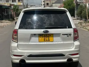 Subaru Forester 2010 White
