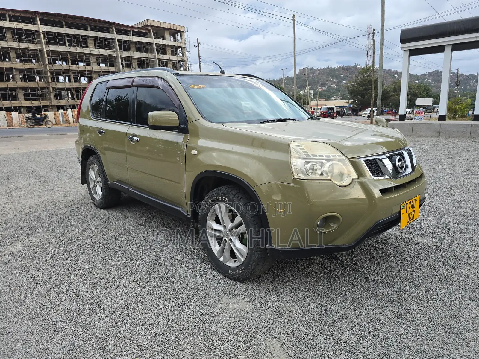 Nissan X-Trail 2010 Green