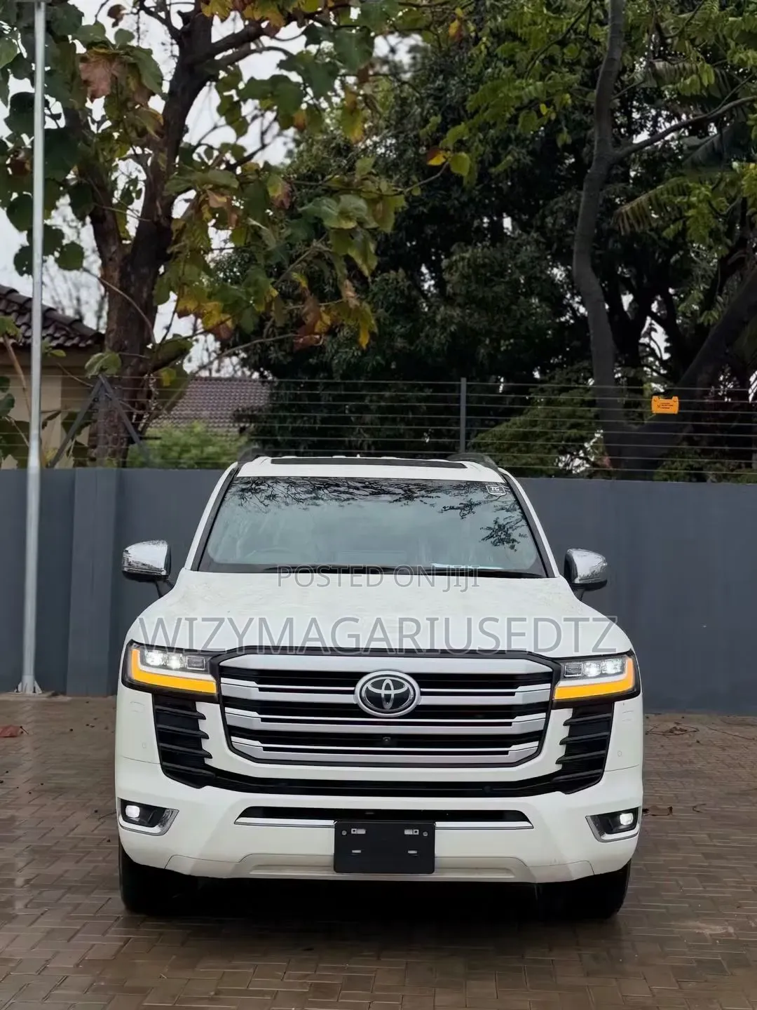 Toyota Land Cruiser 2024 Pearl