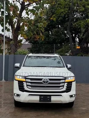 Toyota Land Cruiser 2024 Pearl