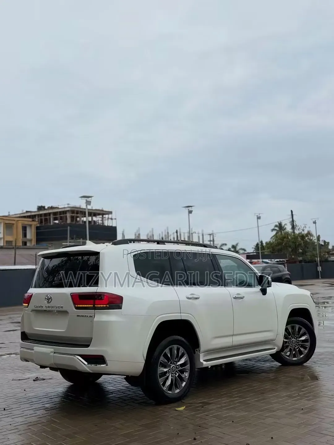 Toyota Land Cruiser 2024 Pearl