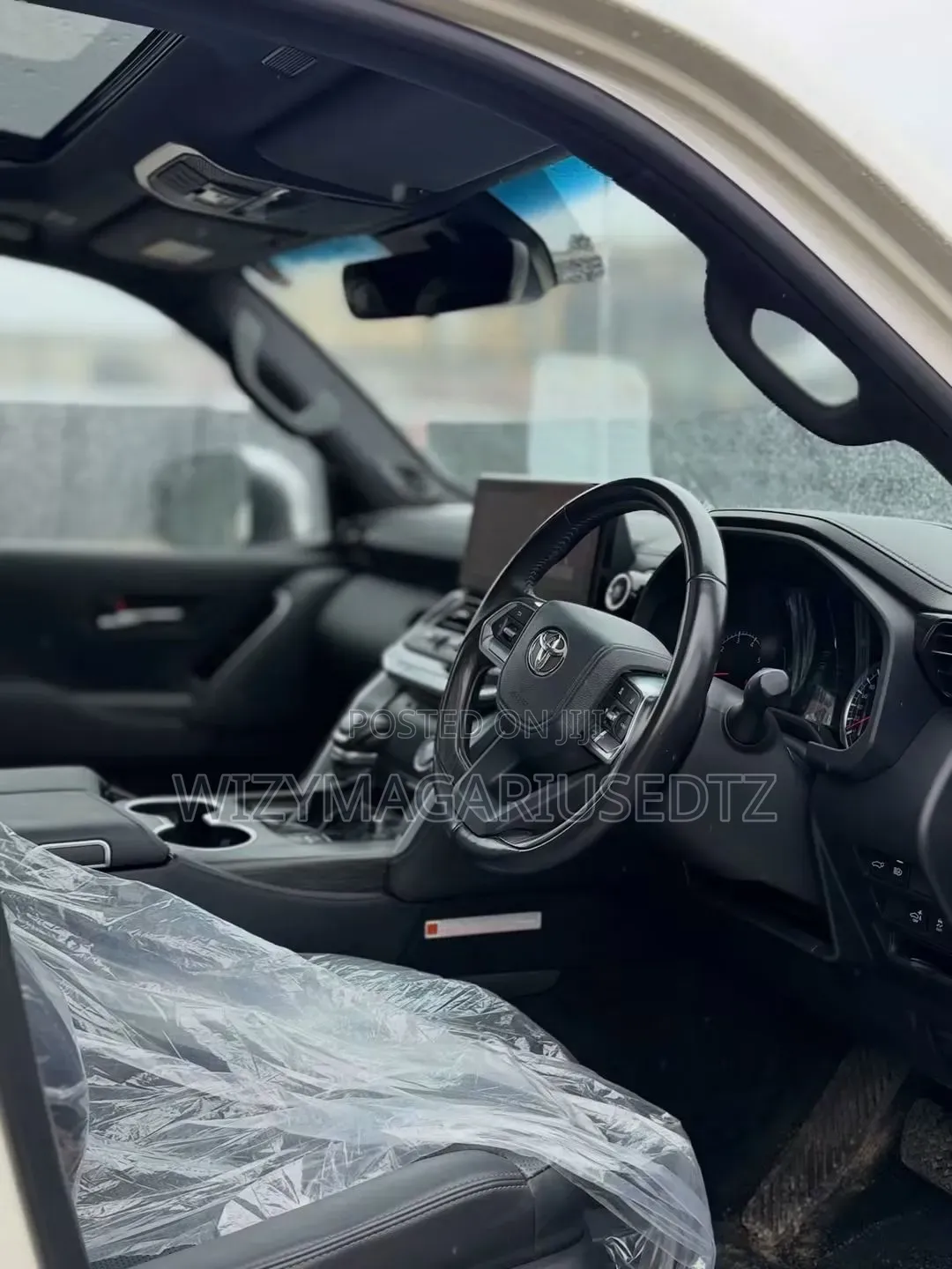 Toyota Land Cruiser 2024 Pearl
