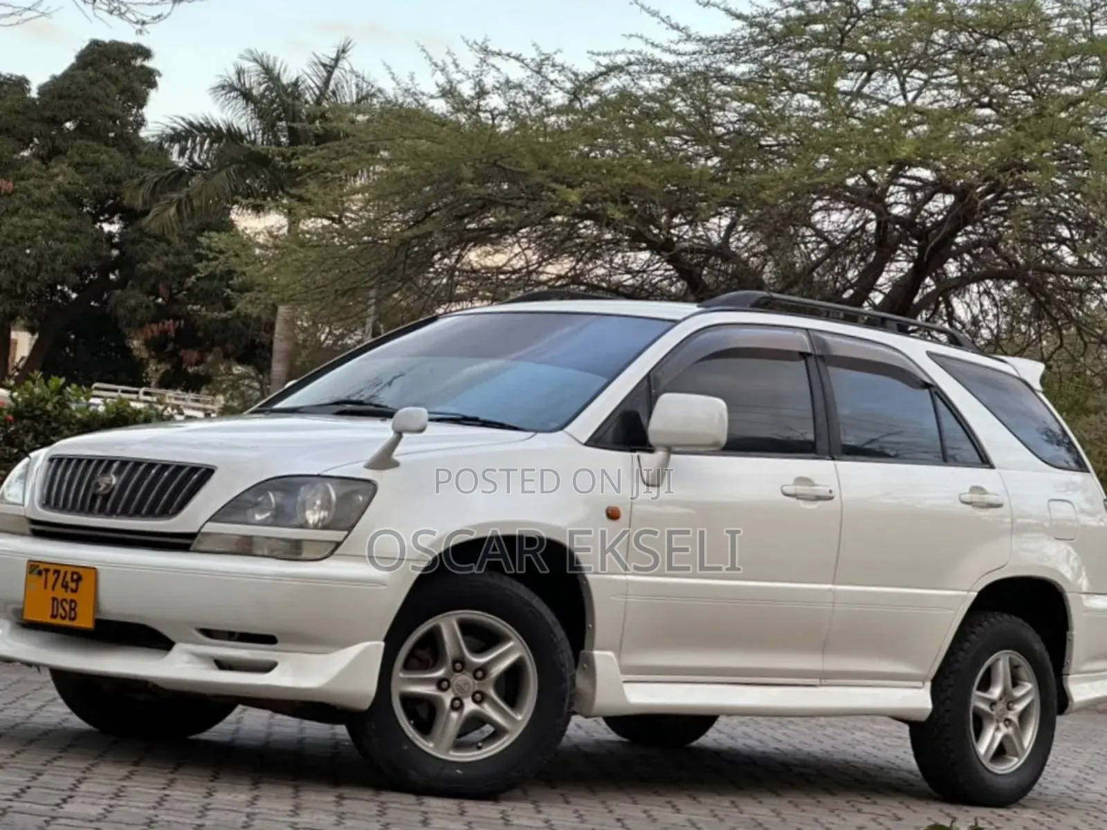 Toyota Harrier 2002 Pearl
