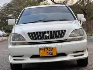 Toyota Harrier 2002 Pearl