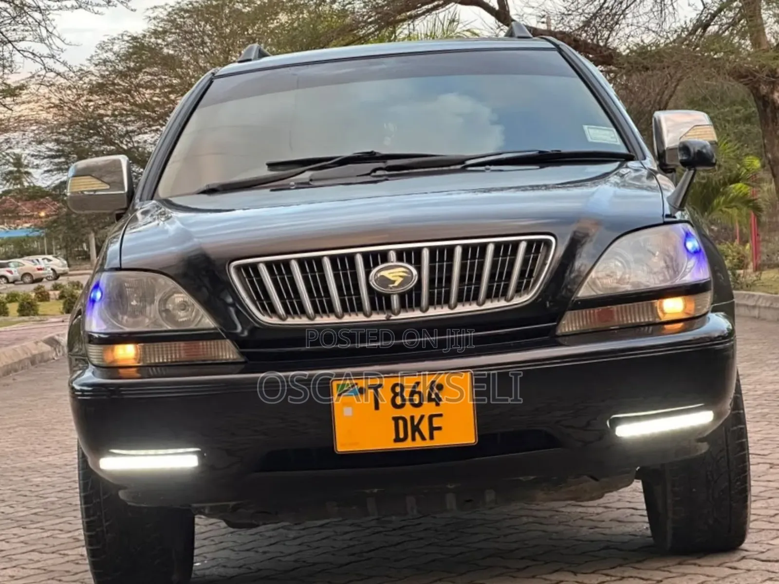 Toyota Harrier 2002 Black