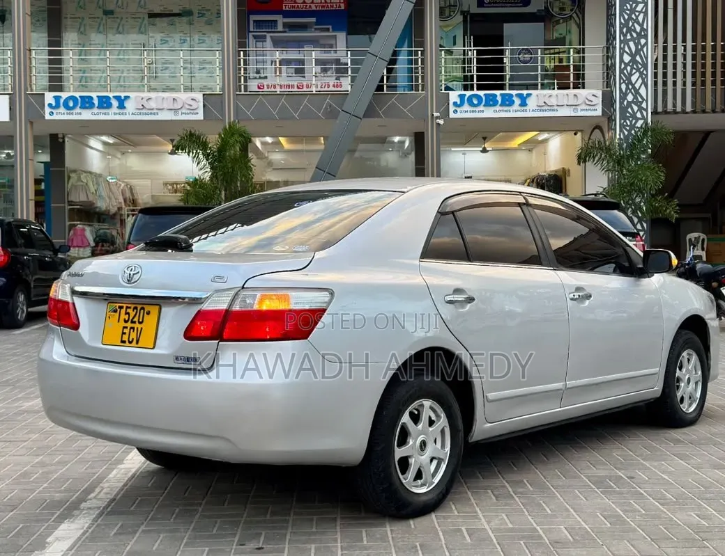 Toyota Premio 2009 Silver
