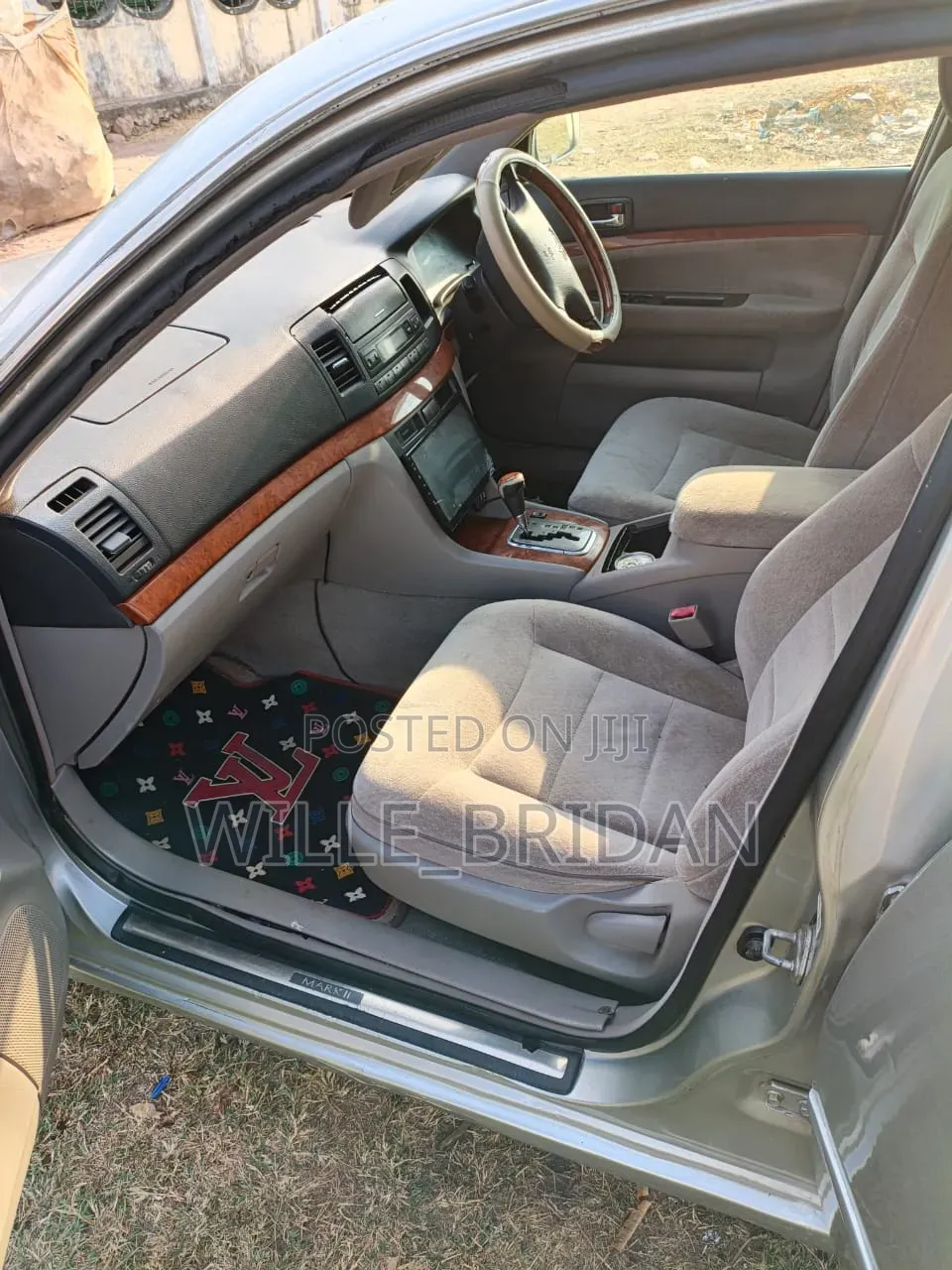 Toyota Mark II 2003 Silver