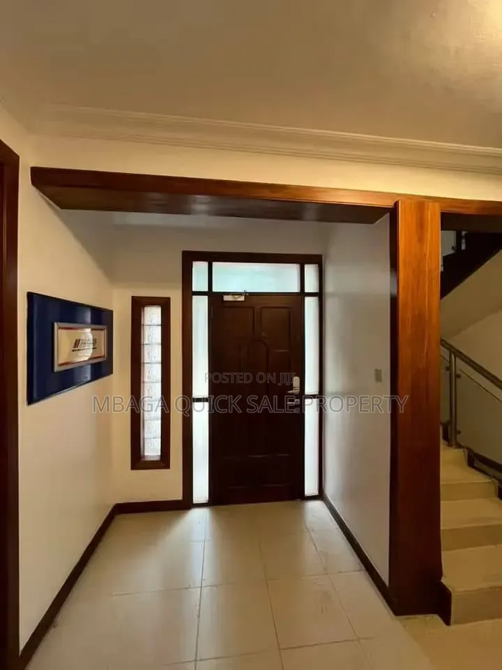 4bdrm House in Masaki for rent