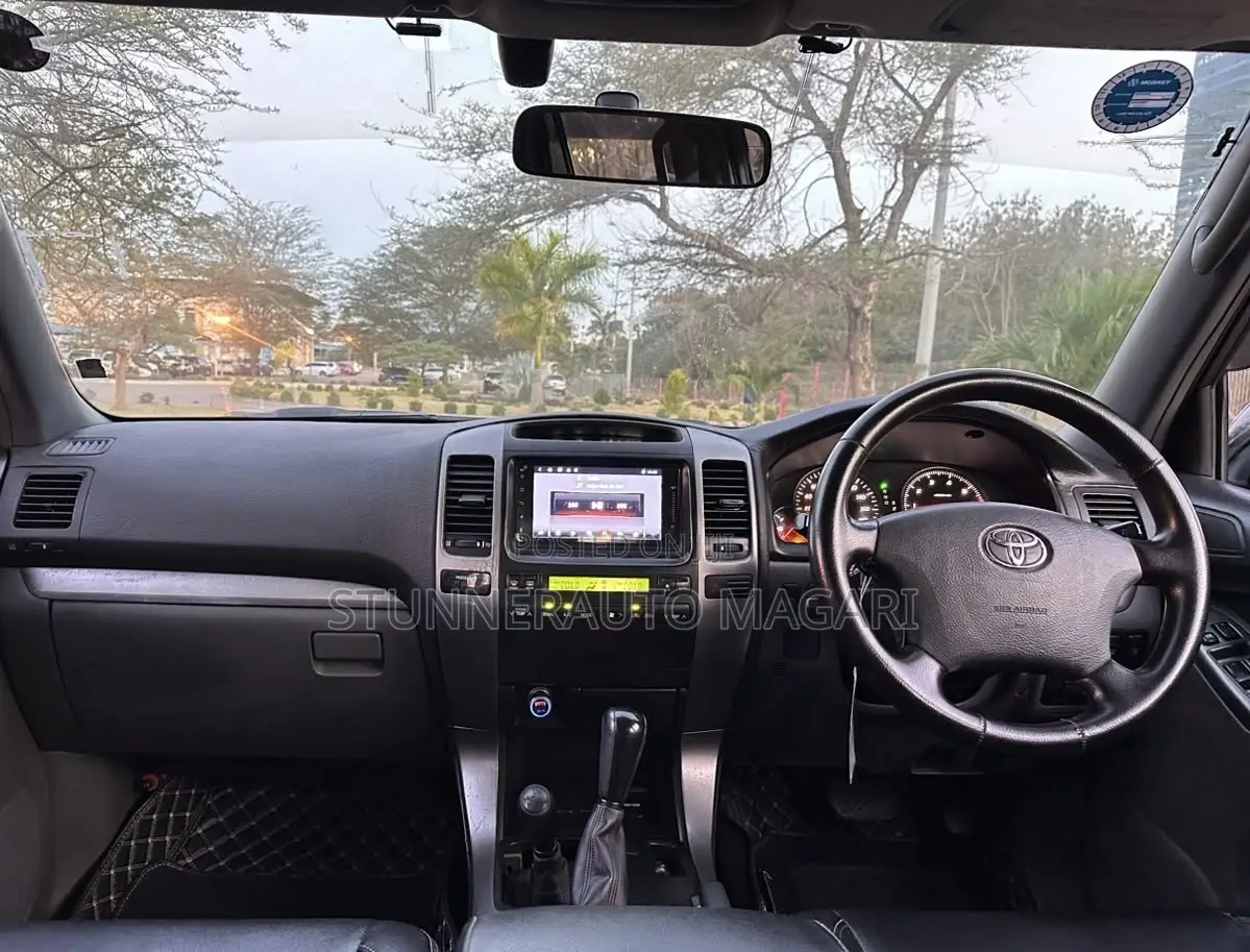 Toyota Land Cruiser Prado 2005 Matt Black