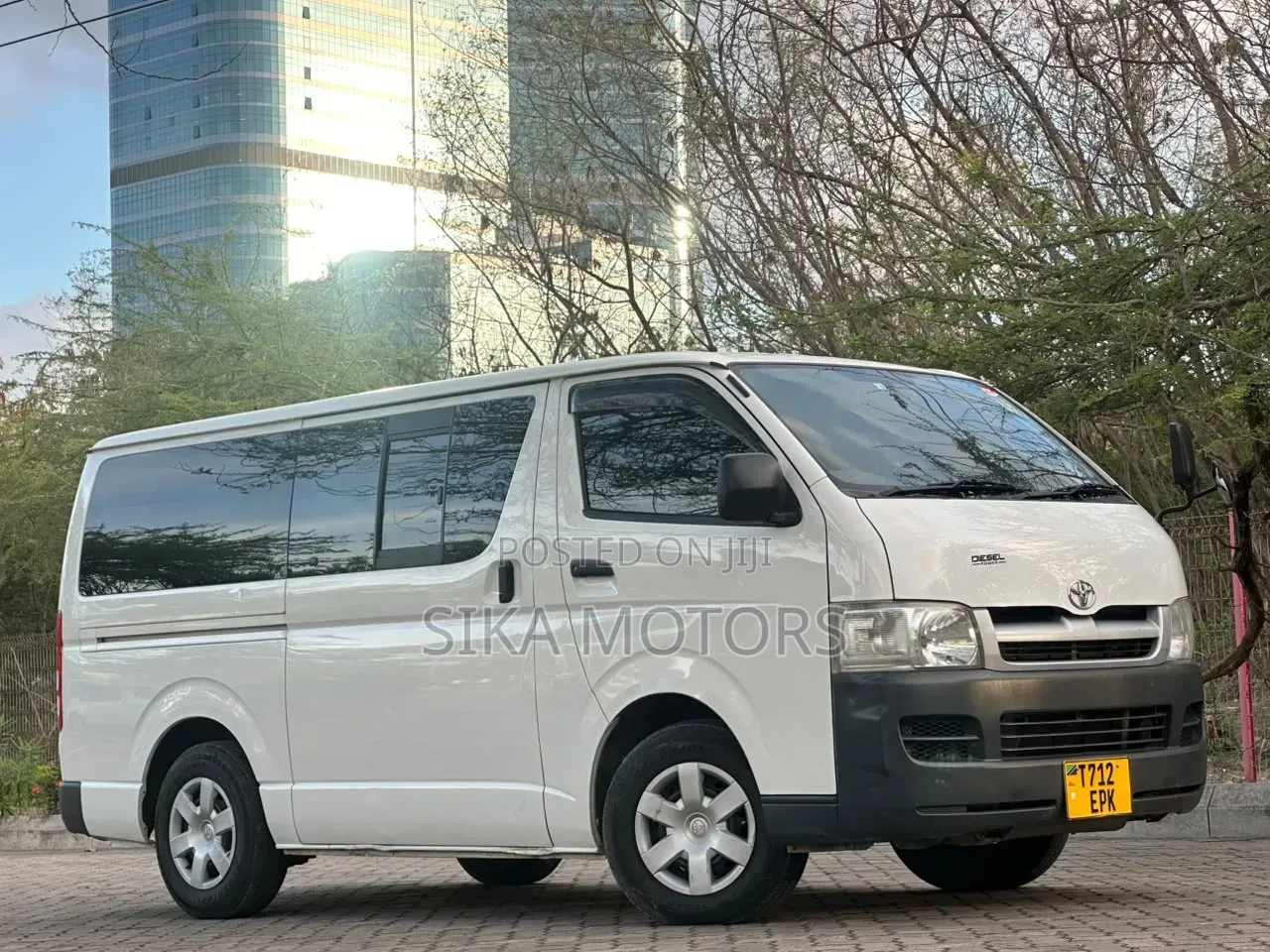 Toyota HiAce 2008 White