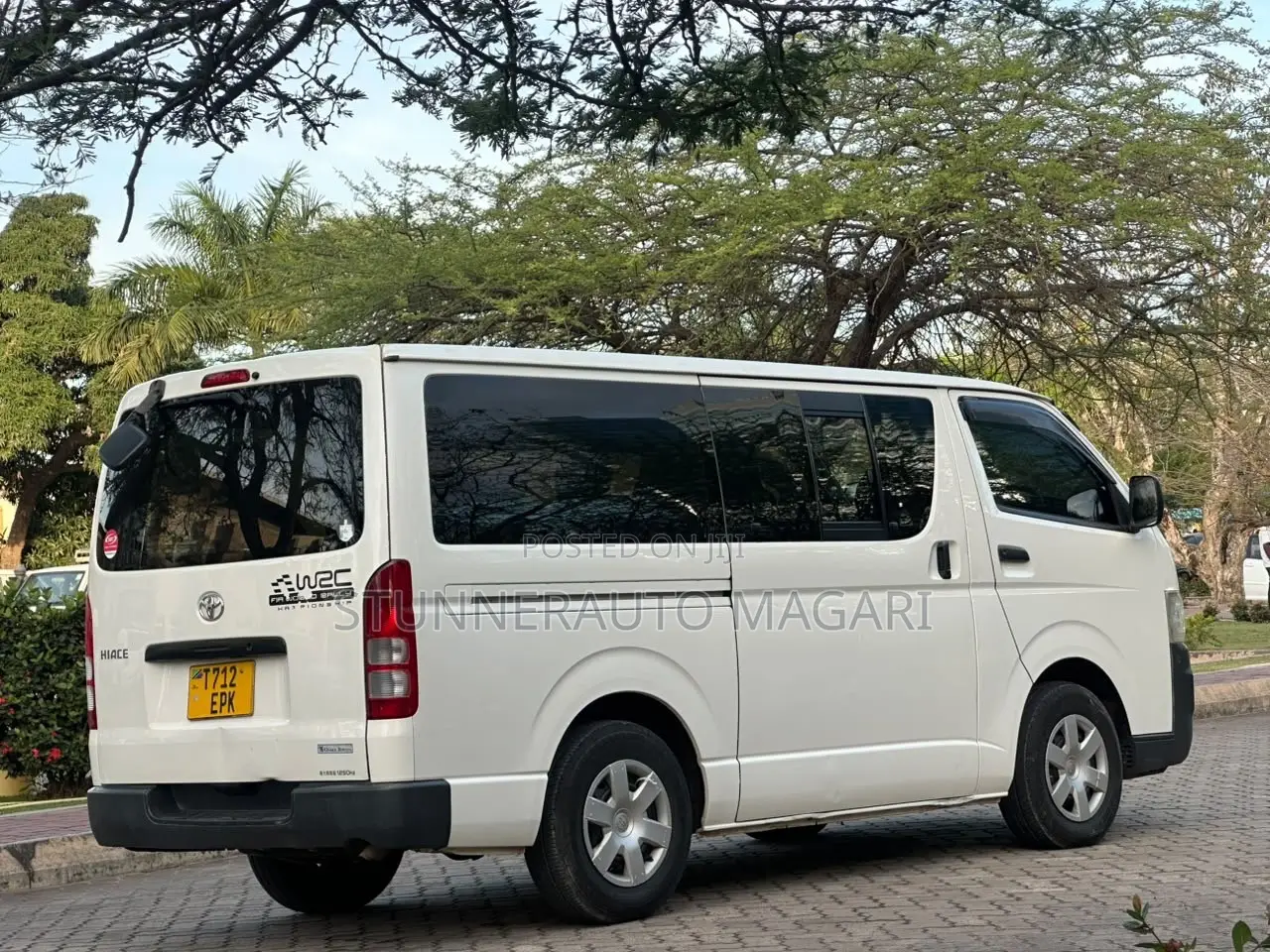 Toyota HiAce 2008 White