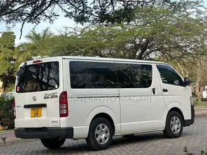 Toyota HiAce 2008 White