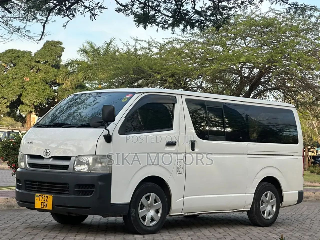 Toyota HiAce 2008 White