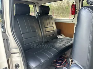 Toyota HiAce 2008 White