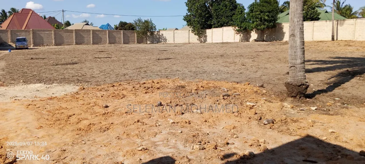Yard Inauzwa Vikindu