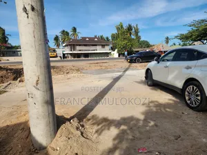 Space for Restaurant/Sports Bar for Let
