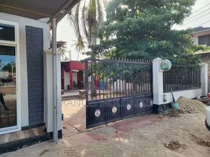 Space for Restaurant/Sports Bar for Let
