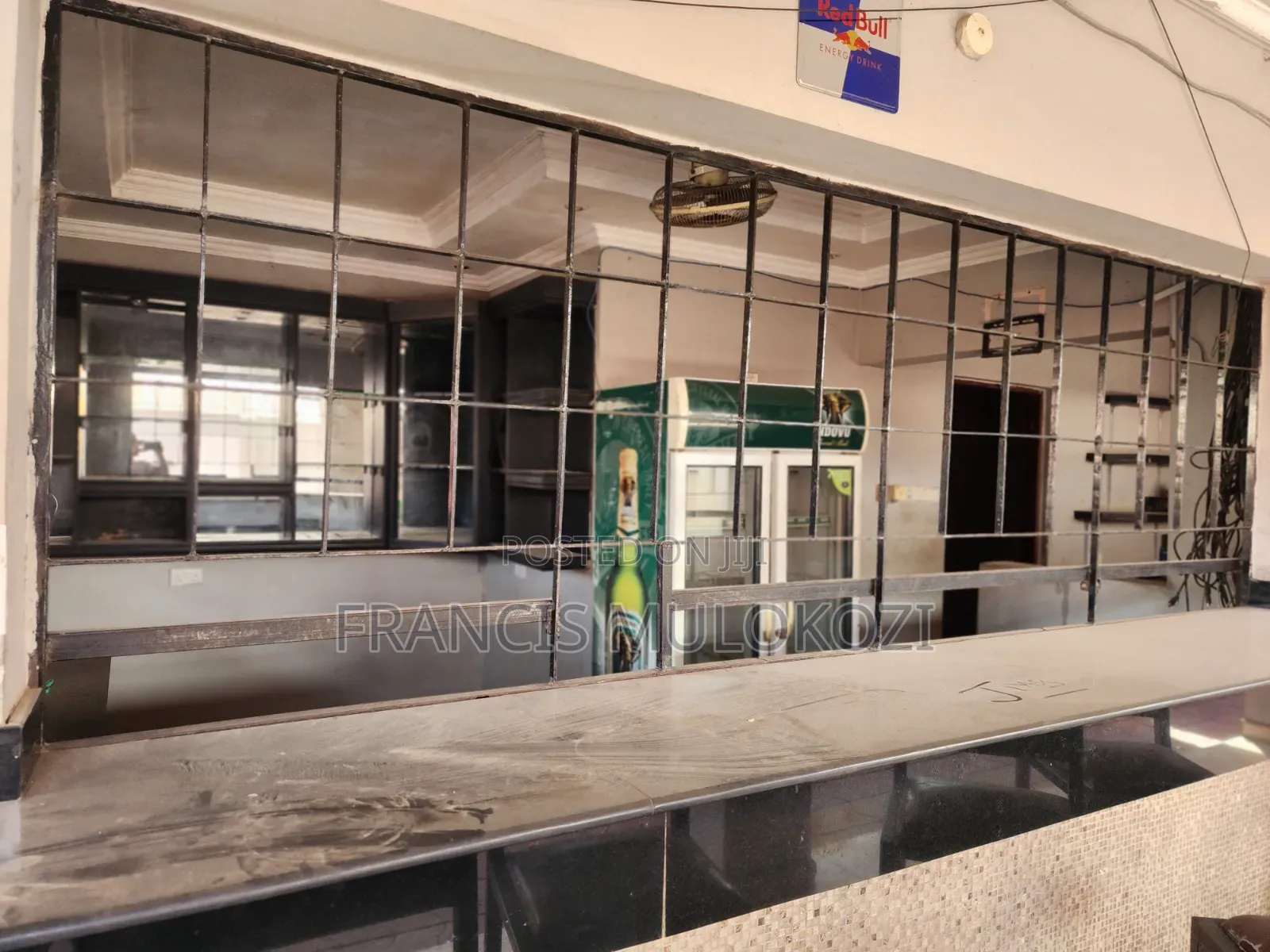 Space for Restaurant/Sports Bar for Let