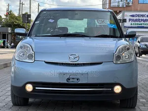 Mazda Verisa 2008 Silver