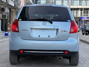 Mazda Verisa 2008 Silver