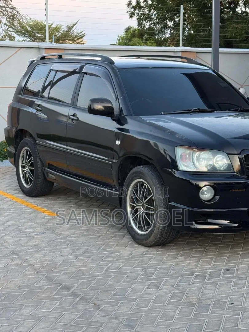 Toyota Kluger 2003 Black
