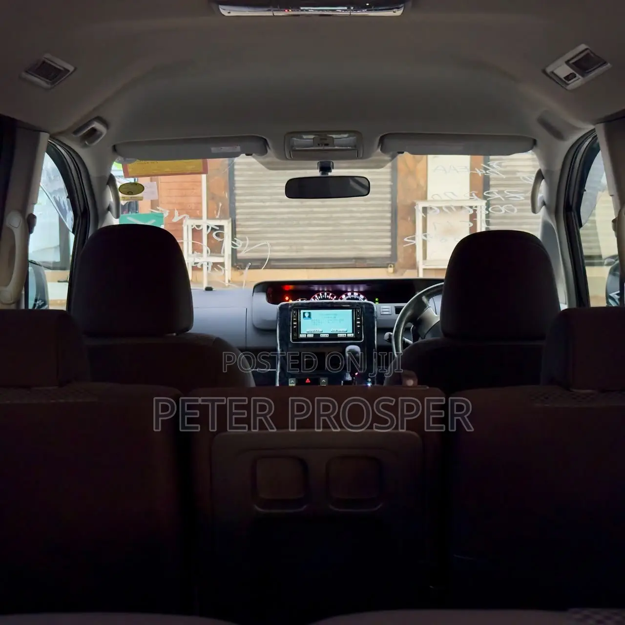 Toyota Noah 2.0 143hp AWD (8 Seater) 2008 Black