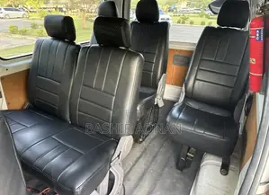 Toyota HiAce 2006 White