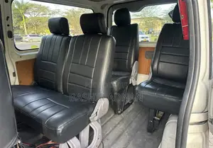 Toyota HiAce 2006 White
