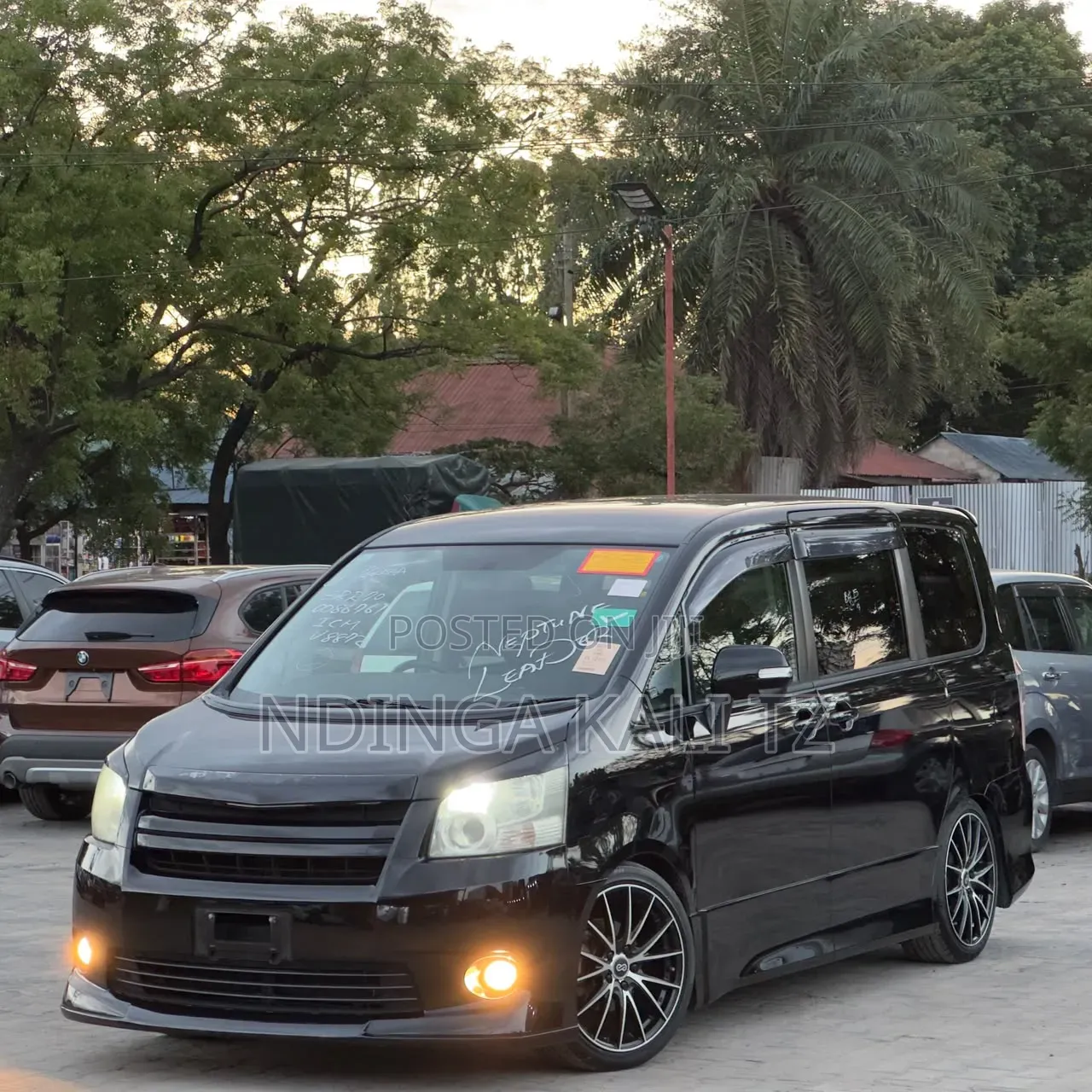Toyota Noah 2007 Black