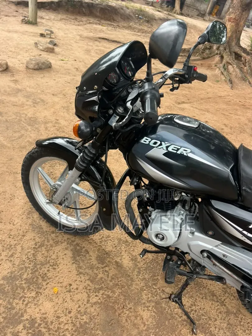 Bajaj Boxer 125 2025 Black