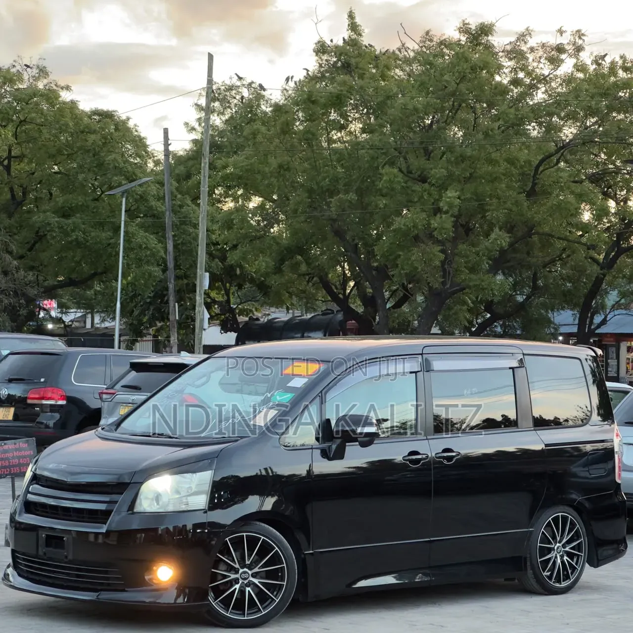 Toyota Noah 2007 Black
