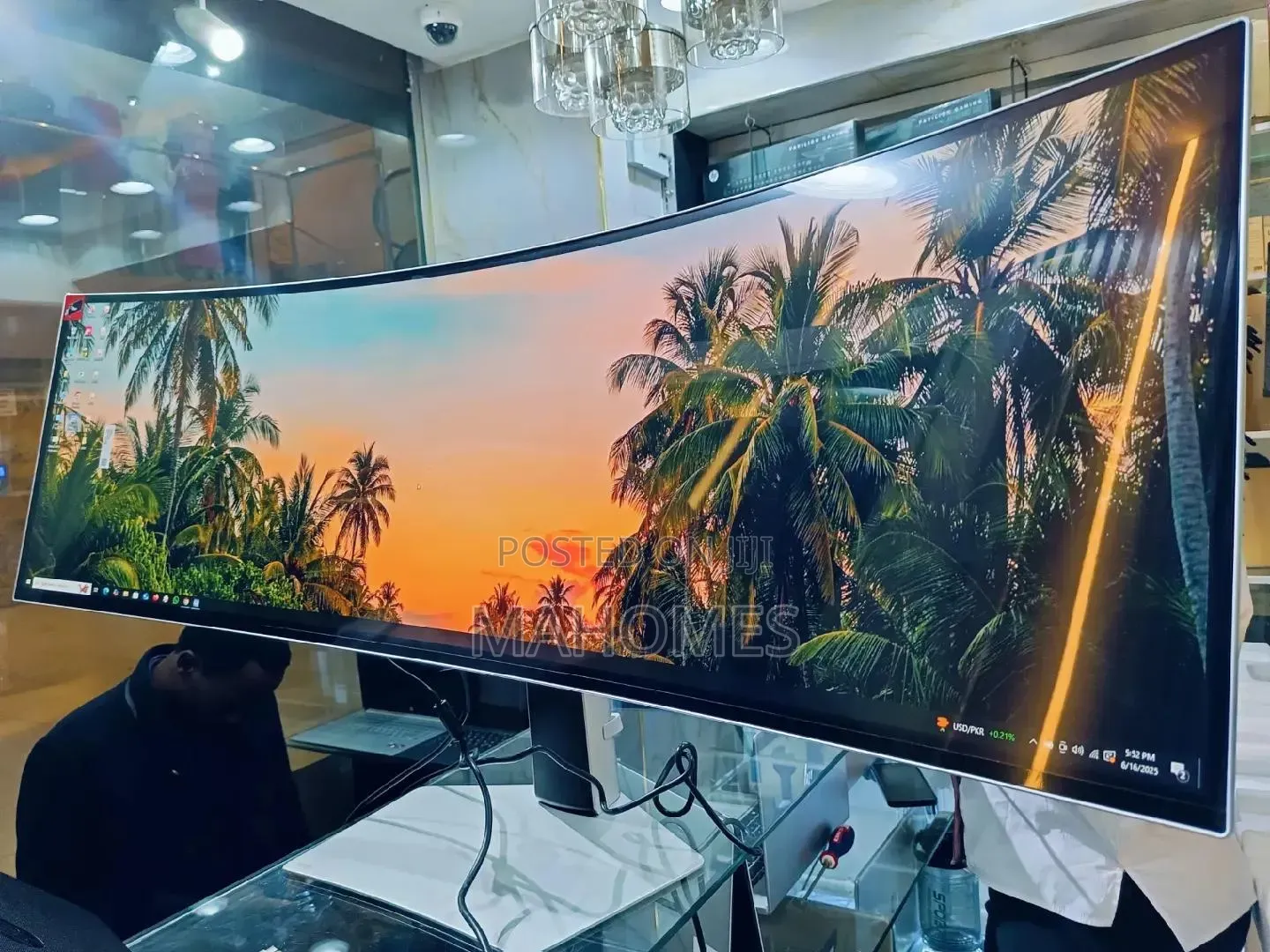 Samsung LS49CG934SMXUE 49" Odyssey OLED G9 240Hz Gaming Monitor