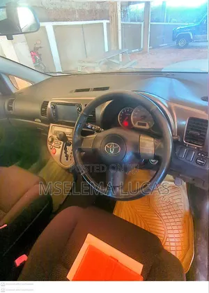 Toyota Wish 2006 White