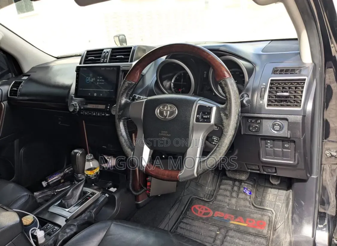Toyota Land Cruiser Prado 4.0 Petrol TX 2015 Black