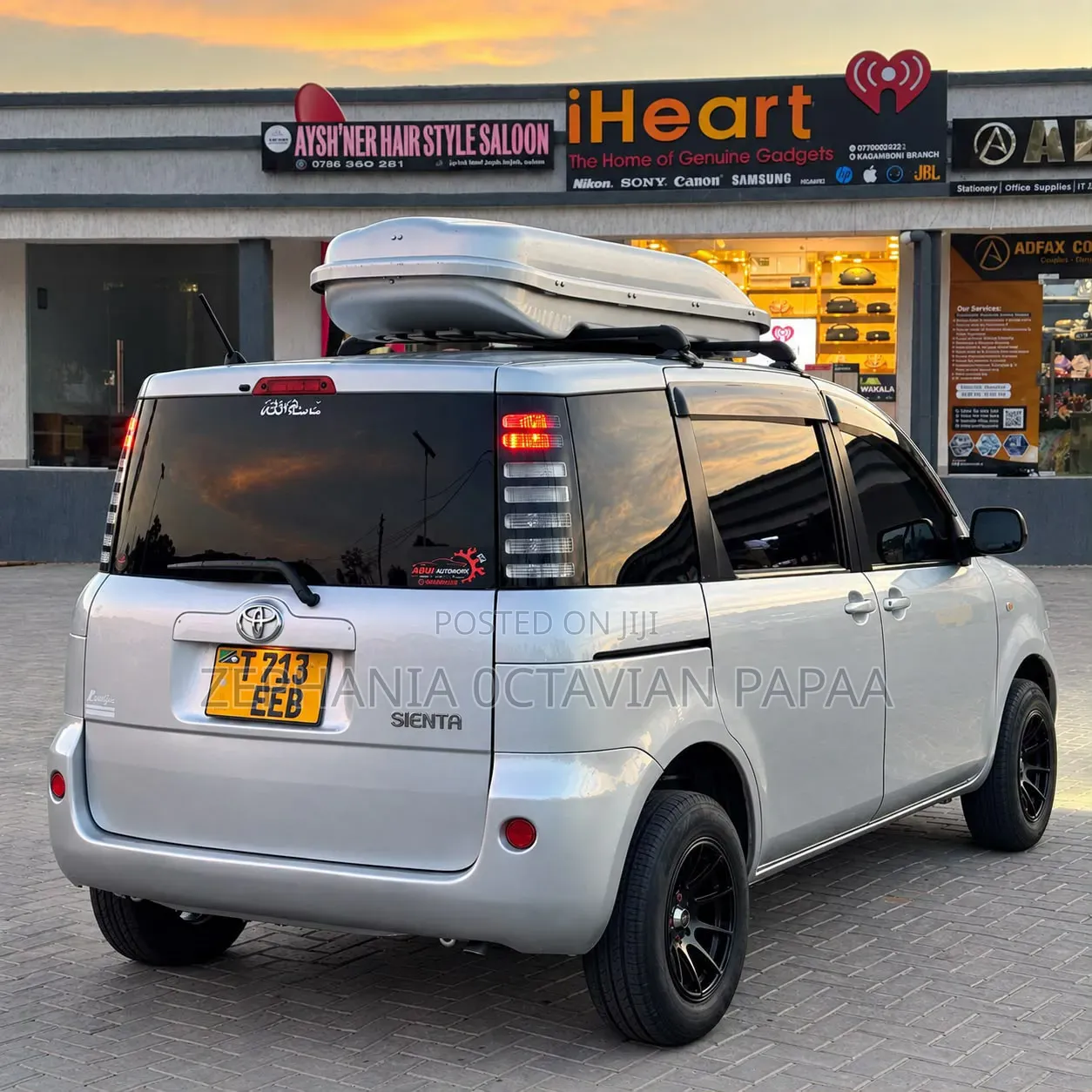 Toyota Sienta 2005 Silver
