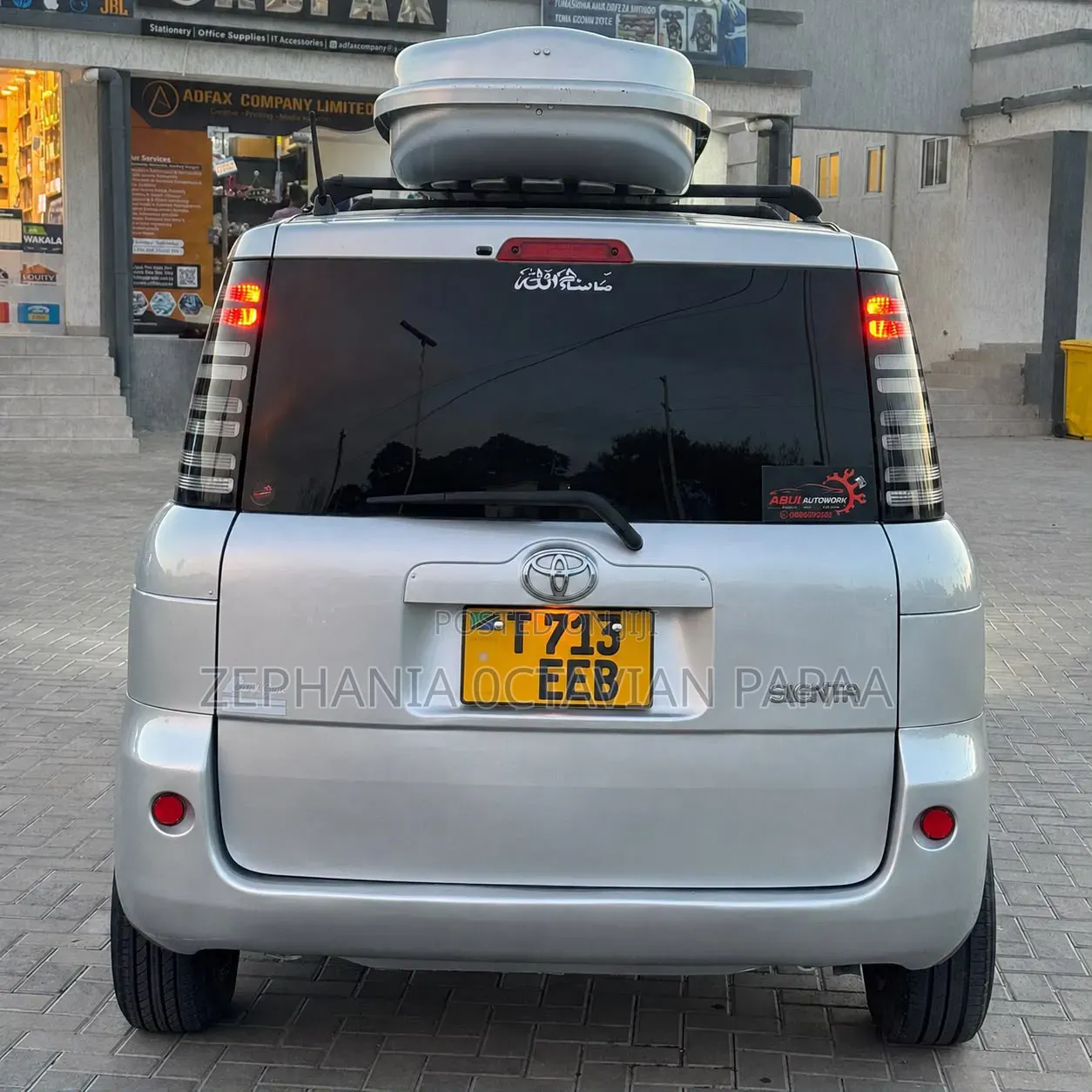 Toyota Sienta 2005 Silver