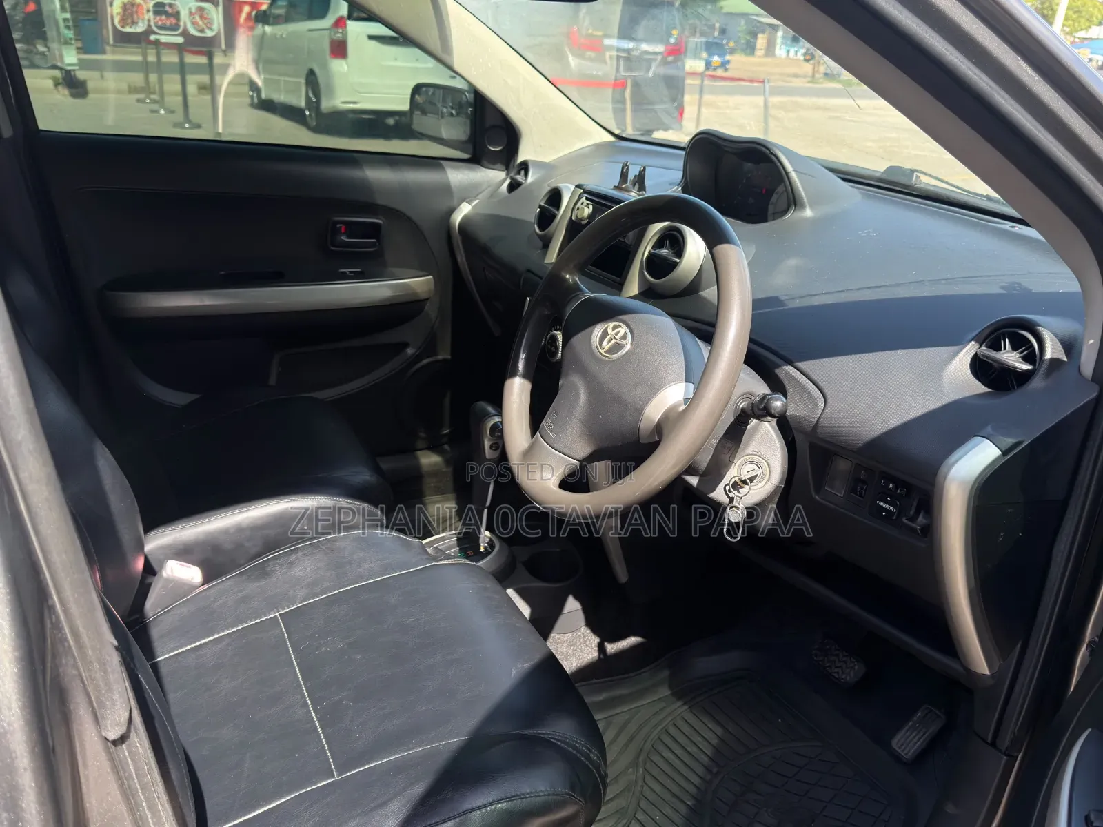 Toyota IST 2004 Gray