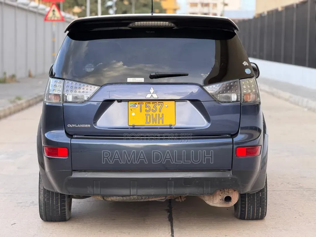 Mitsubishi Outlander 2006 Gray