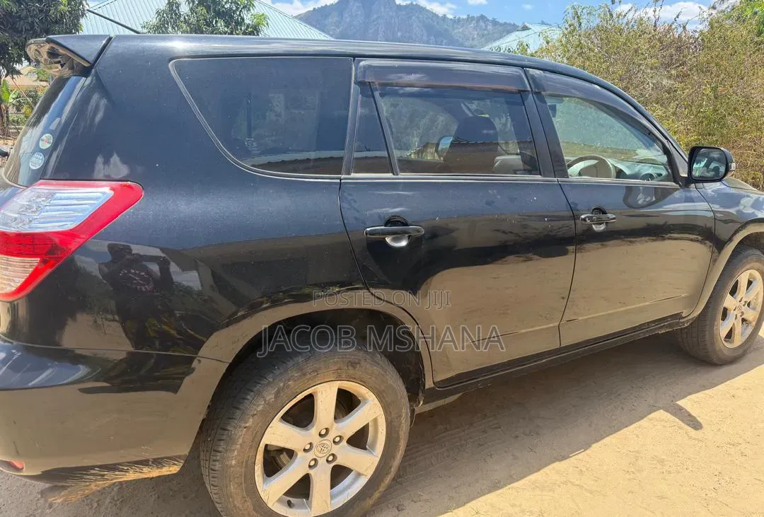 Toyota Vanguard 2009 Black