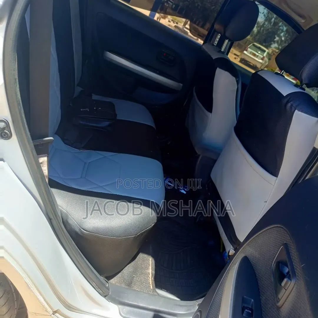Toyota IST 2006 Silver