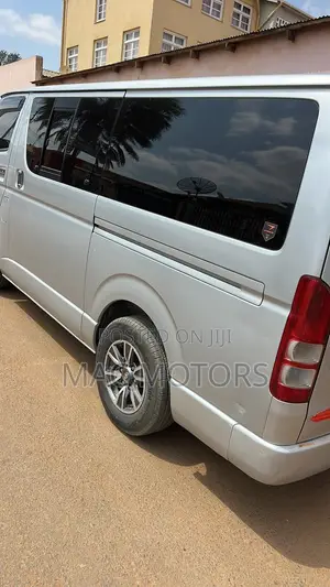 Toyota Quantum 2008 Silver