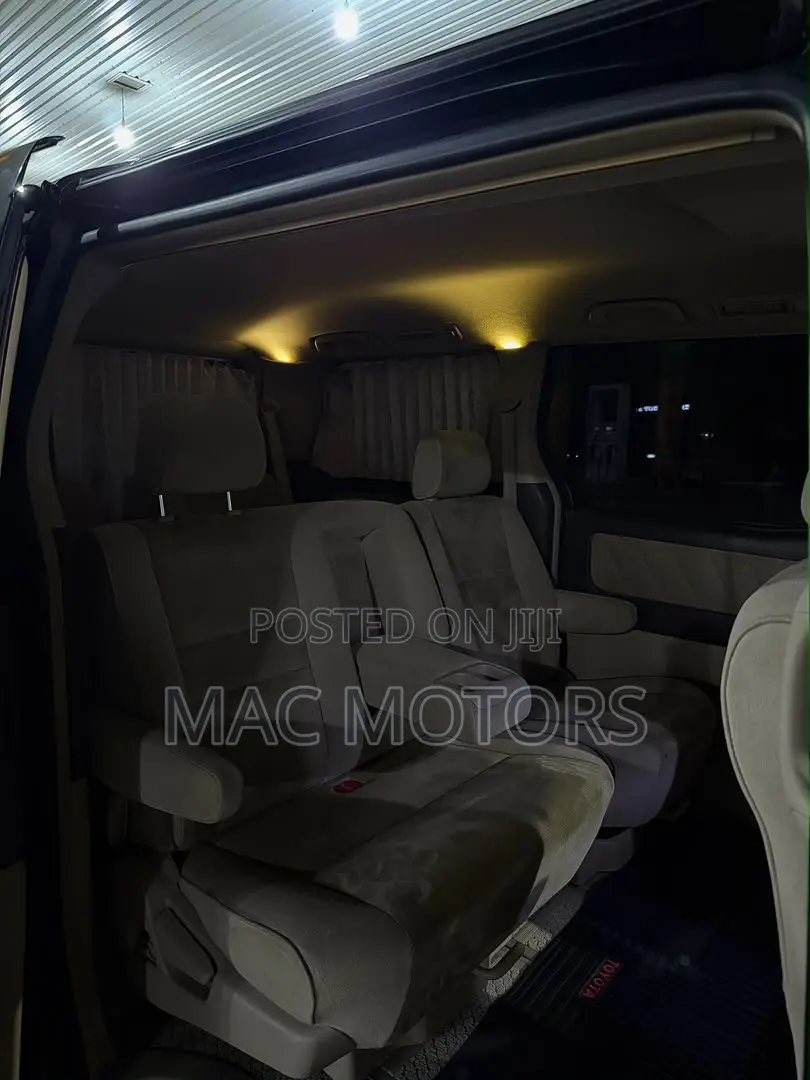 Toyota Alphard 2005 Black