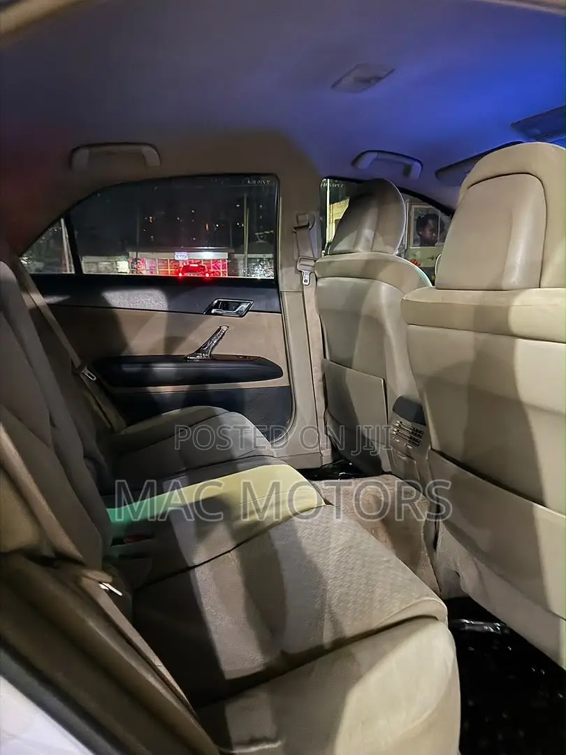Toyota Mark X 2006 White