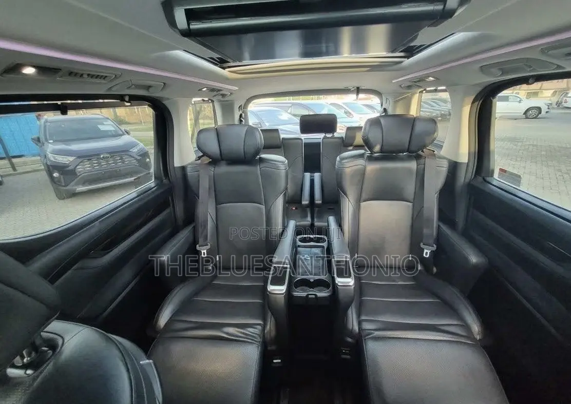 Toyota Alphard 2017 Black